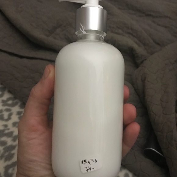 Mer sea and co lotion NWT Anthropologie - Picture 2 of 3